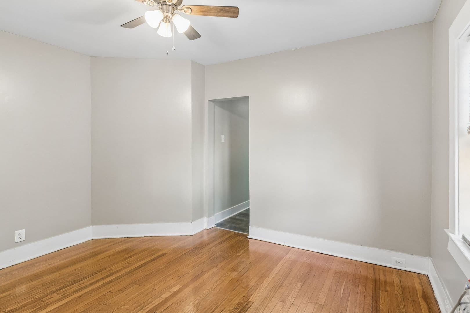 Philadelphia Apartment: 2254 Bryn Mawr Avenue