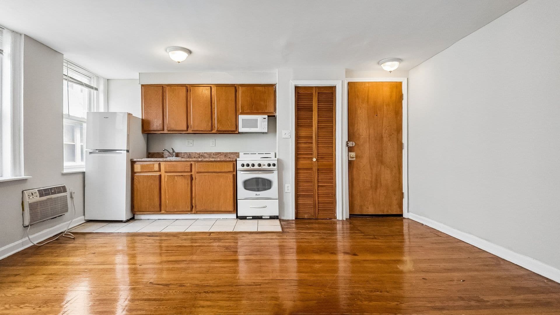 Philadelphia Apartment: 3412-14 Spring Garden Street