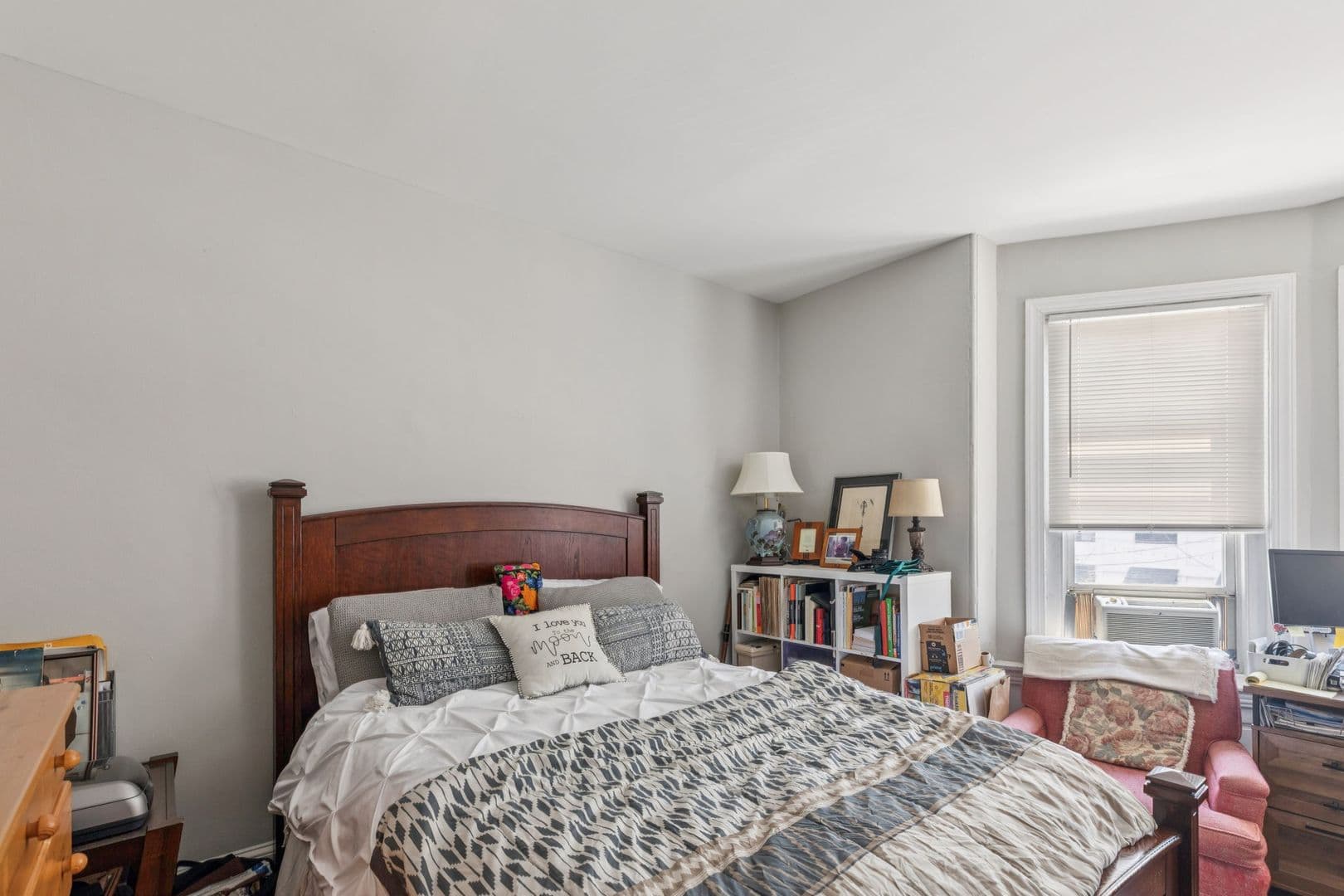 Philadelphia Apartment: 4141 Ridge Avenue