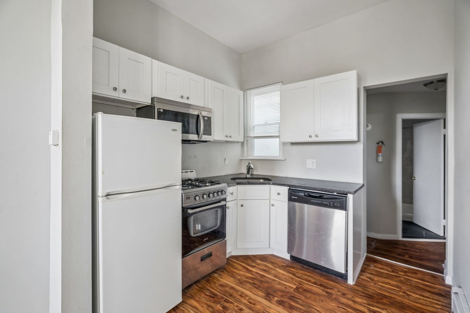 Philadelphia Apartment: 3509-15 Indian Queen Lane