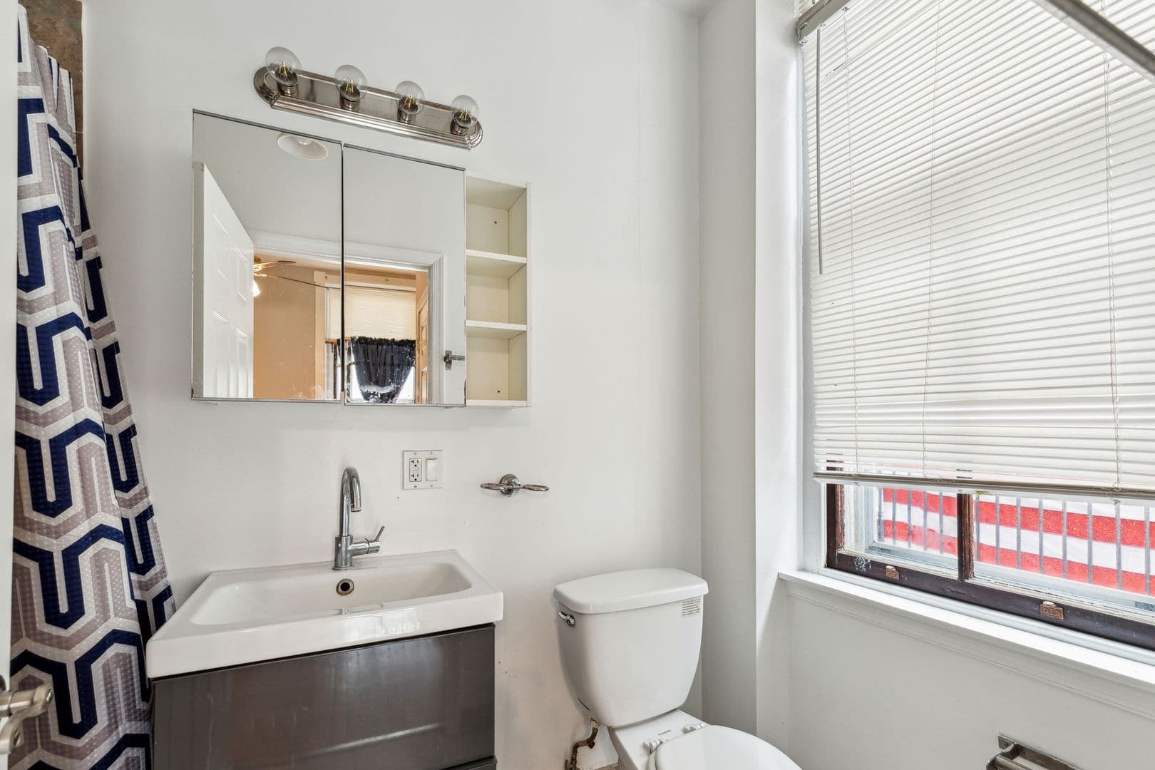 Philadelphia Apartment: 3412-14 Spring Garden Street