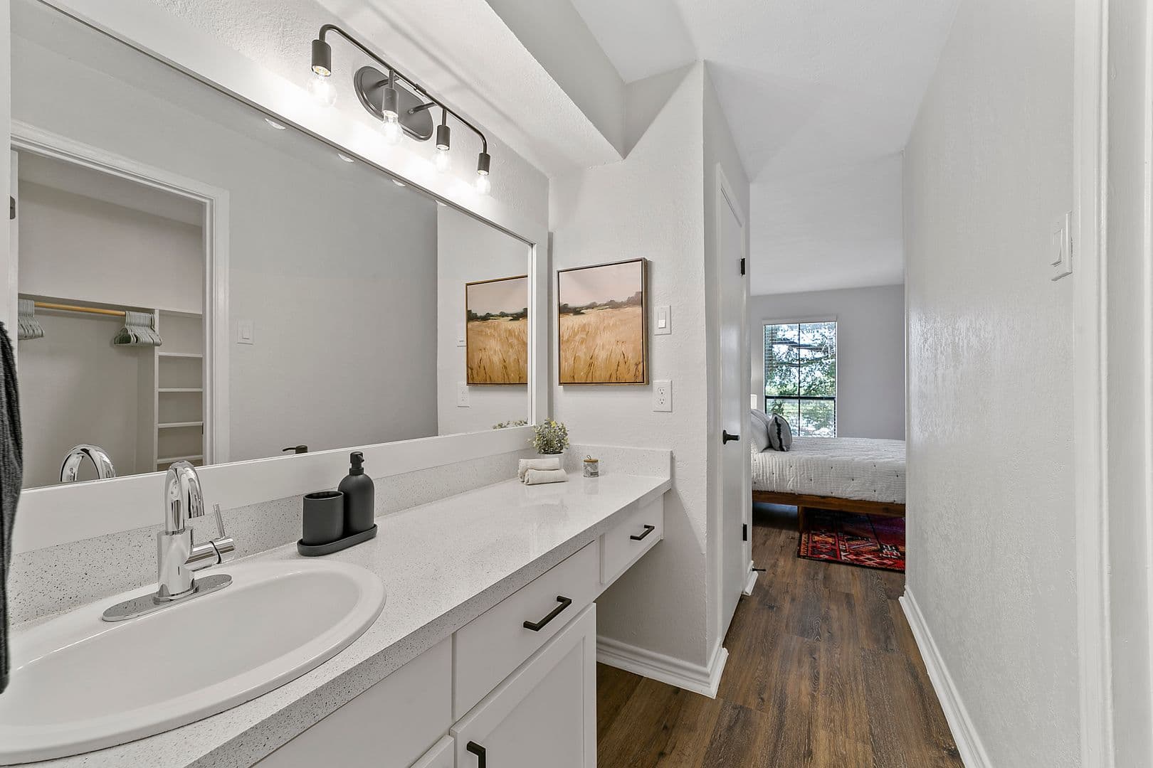 Dallas Apartment: 9600 Golf Lakes Trail
