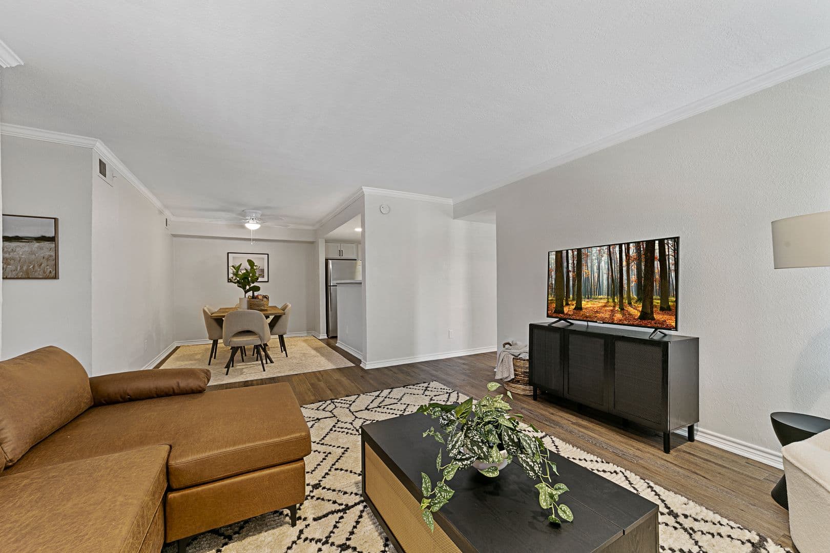 Dallas Apartment: 9600 Golf Lakes Trail
