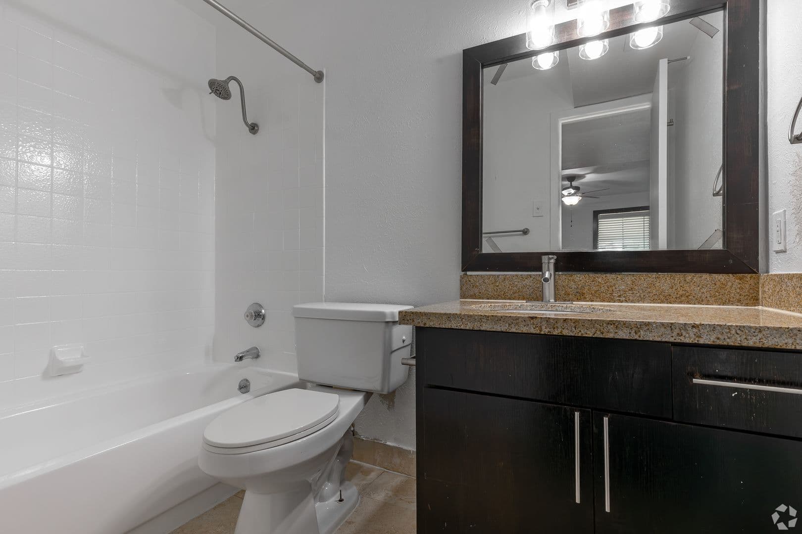 Dallas Apartment: 6466 Ridgecrest Rd