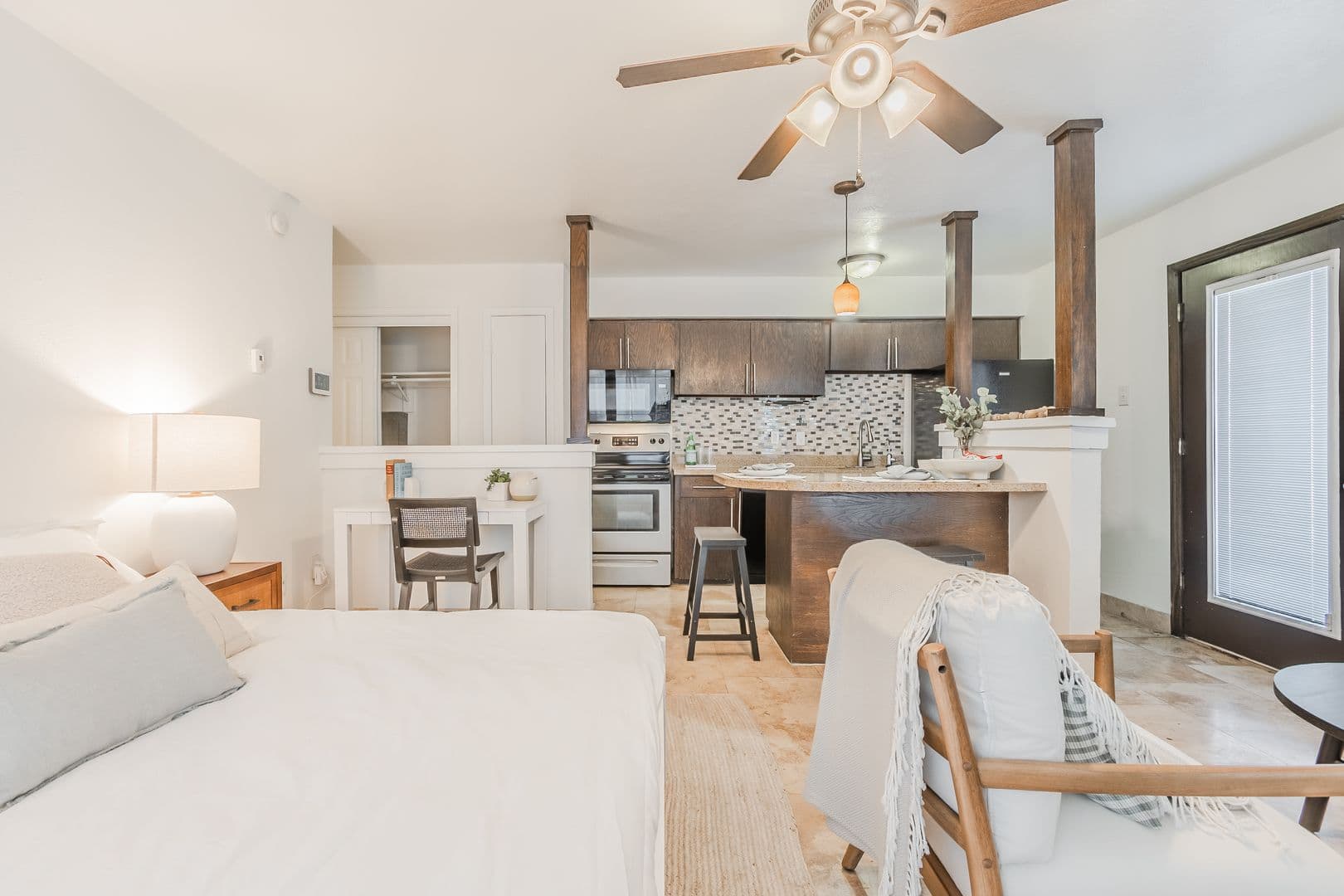Dallas Apartment: 6466 Ridgecrest Rd