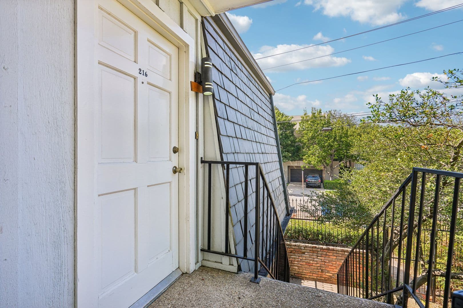 Dallas Apartment: 4320-4330 Travis St