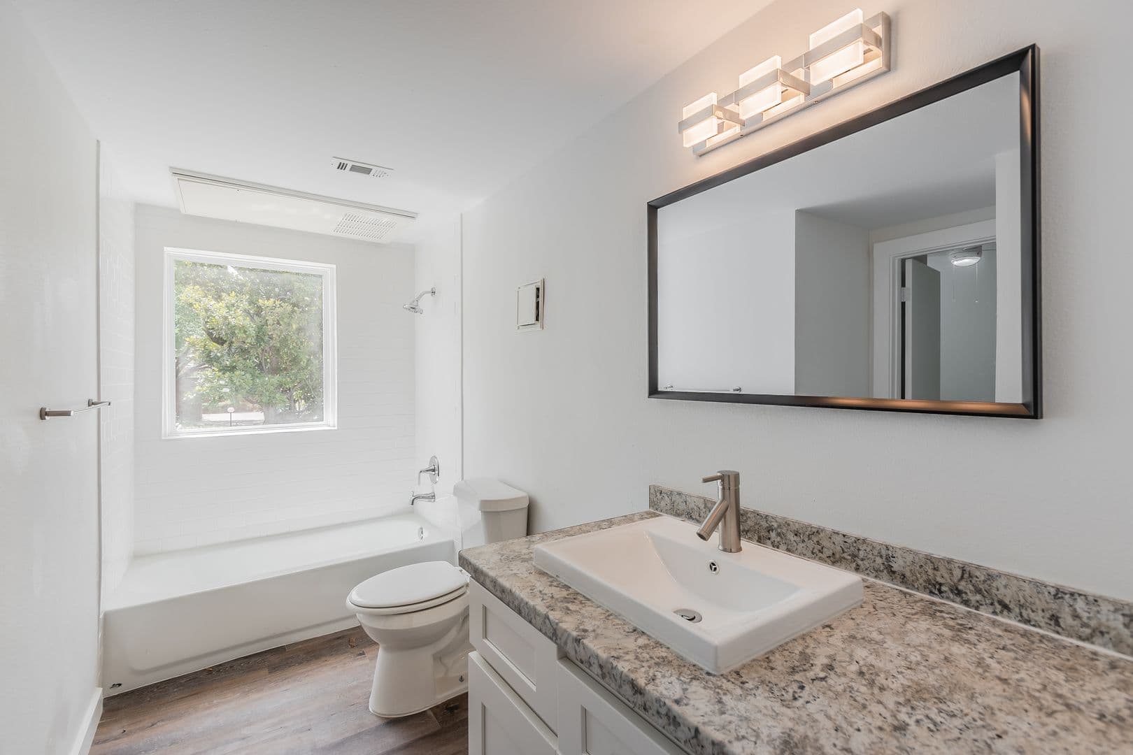 Dallas Apartment: 6003 Ridgecrest Rd