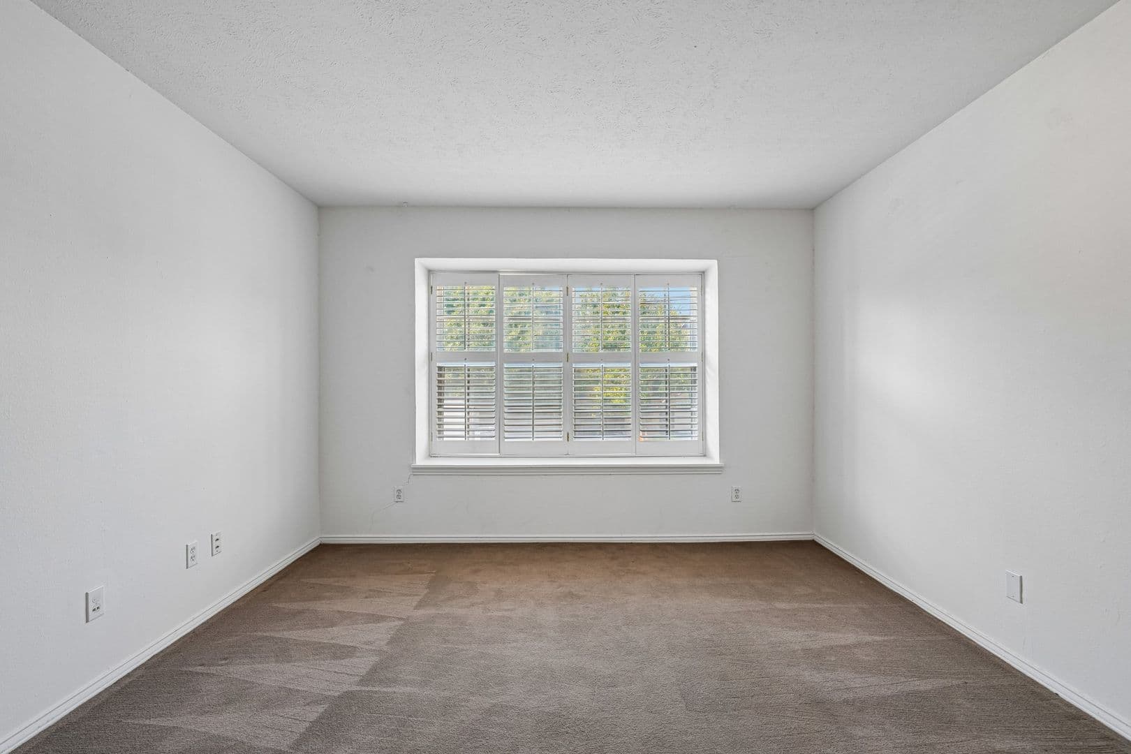 Dallas Apartment: 4320-4330 Travis St