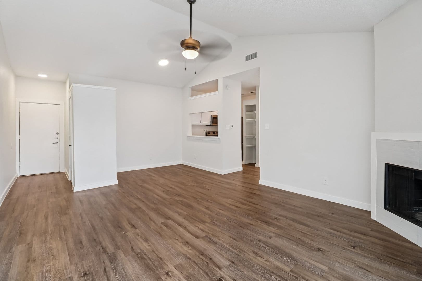 Dallas Apartment: 6003 Ridgecrest Rd
