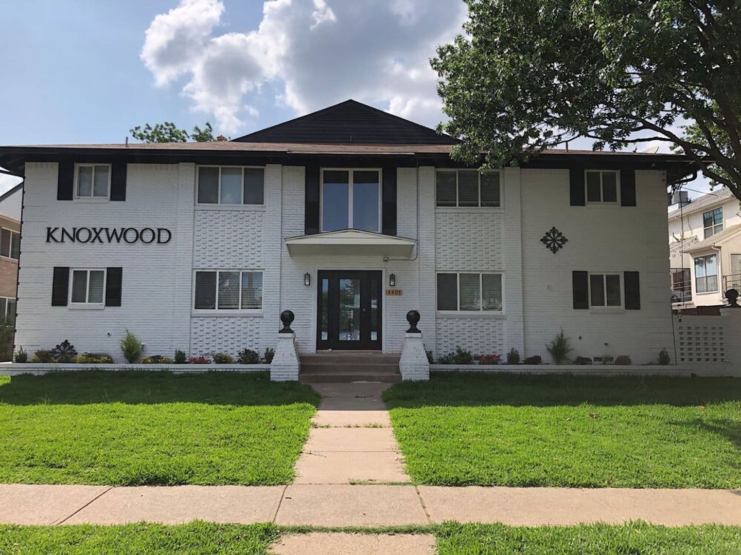 Dallas Apartment: 4407 Cole Avenue
