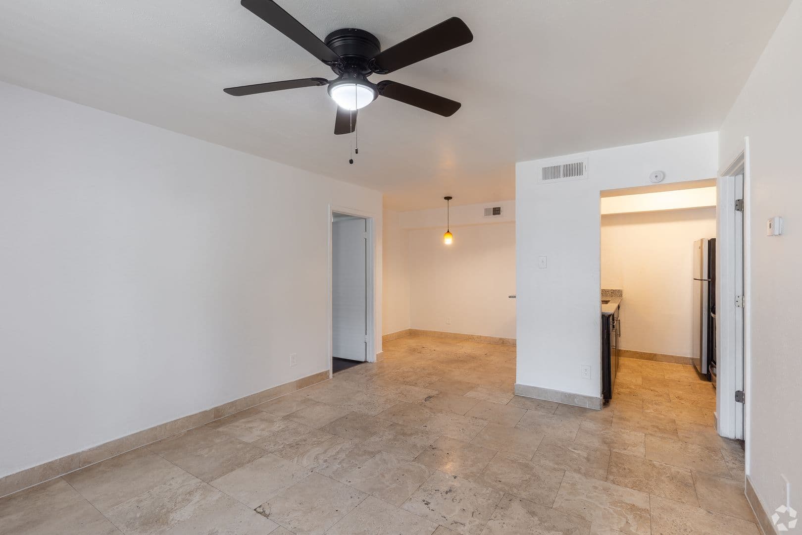 Dallas Apartment: 6466 Ridgecrest Rd