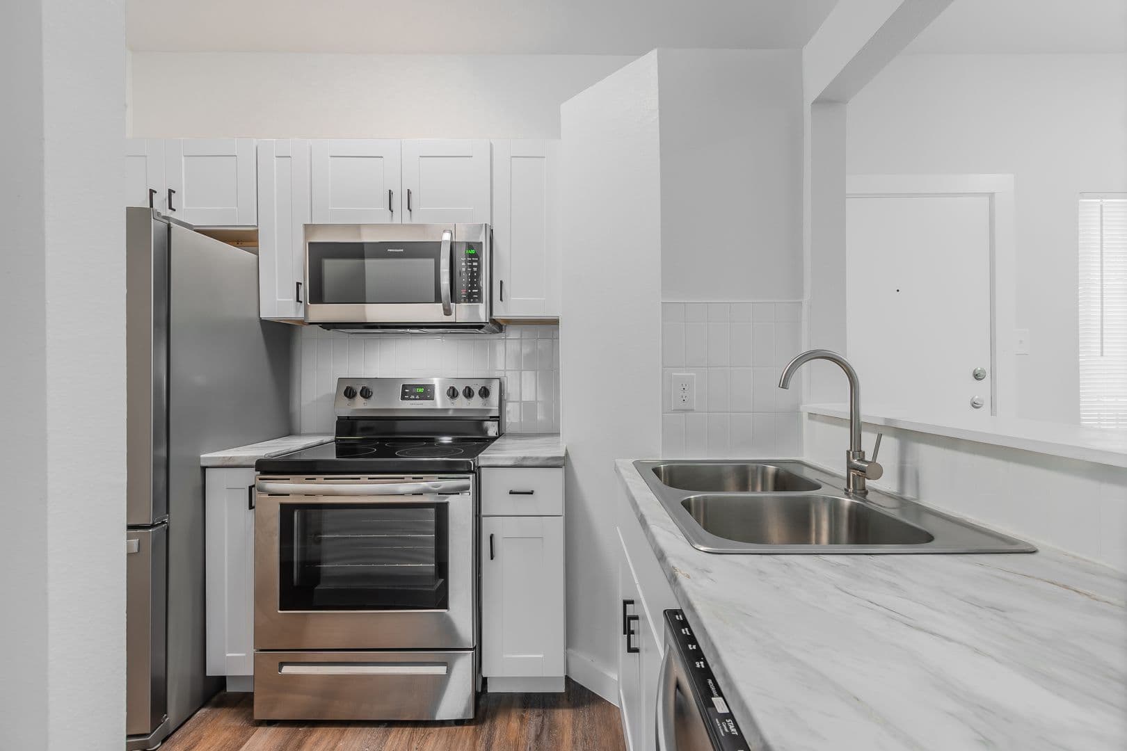 Dallas Apartment: 6003 Ridgecrest Rd
