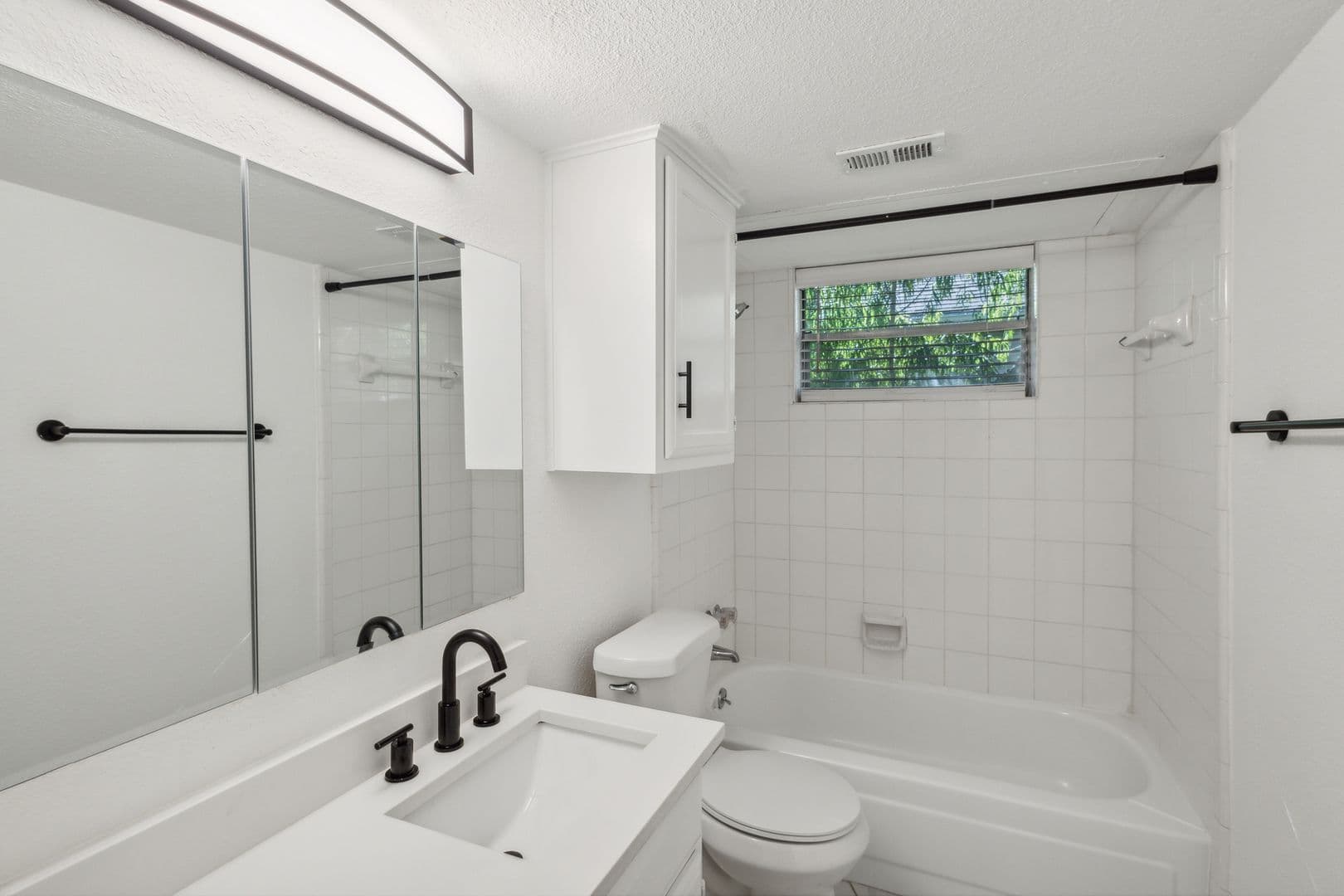 Dallas Apartment: 4321 Cole Ave