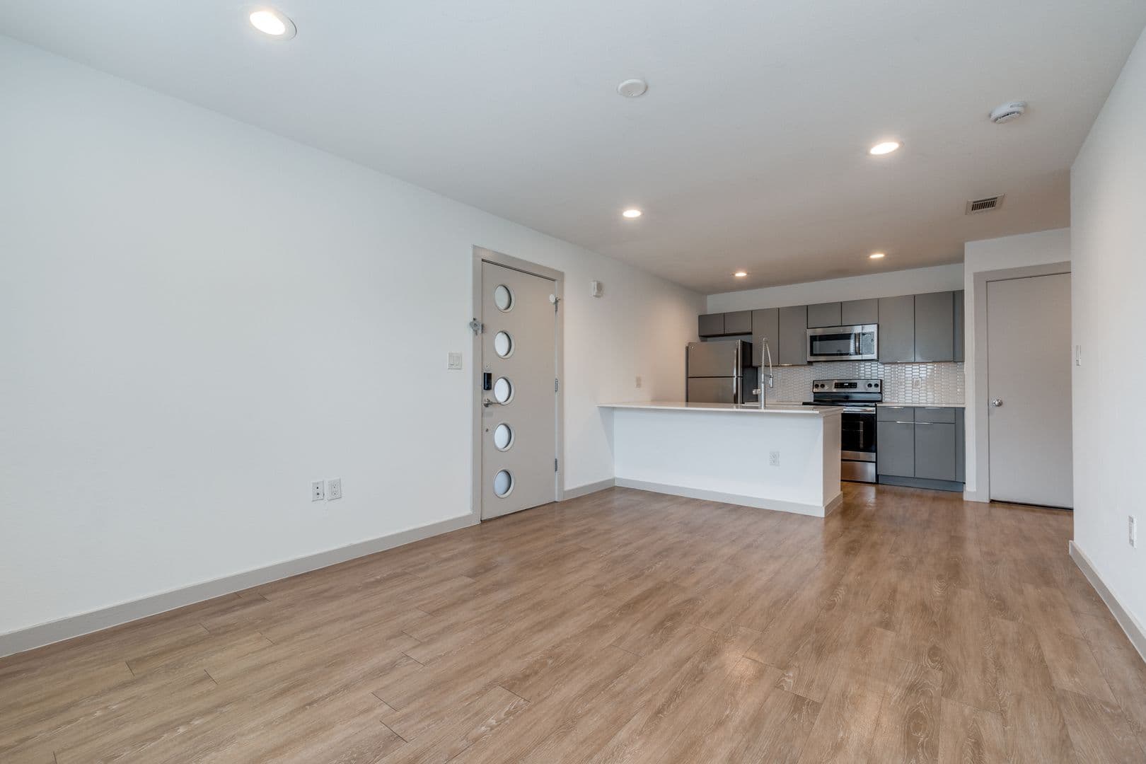 Dallas Apartment: 5520 Gaston Ave