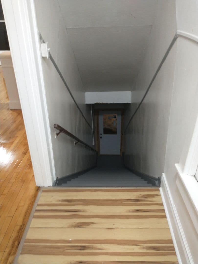 Duluth Apartment: 13302 west 3rd street