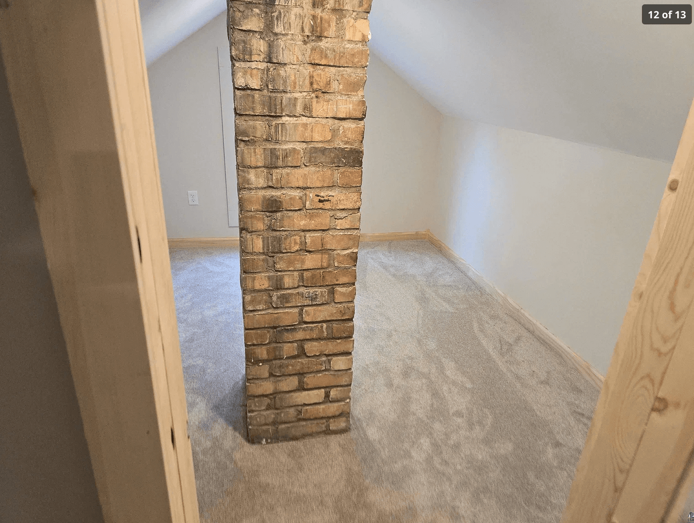 Cloquet House: 337 21st St.