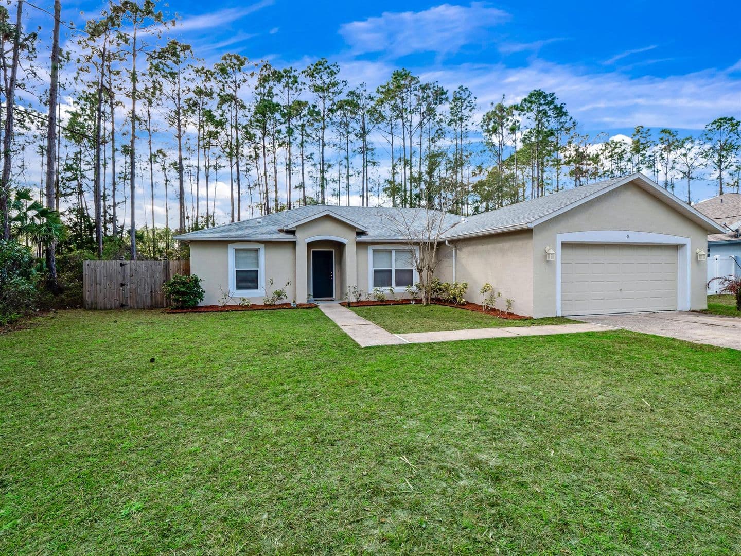 Palm Coast House: 8 Ryder Drive