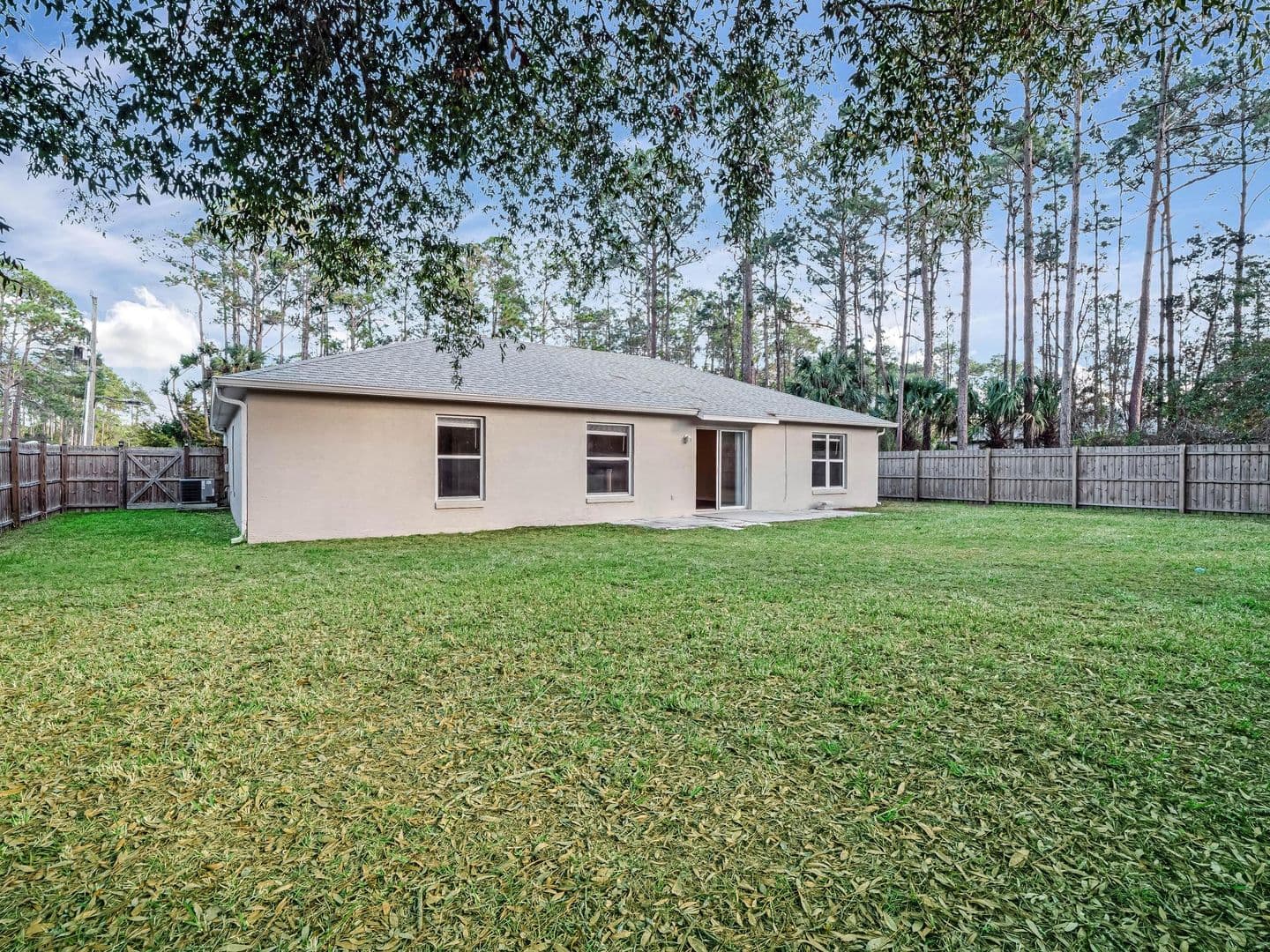 Palm Coast House: 8 Ryder Drive