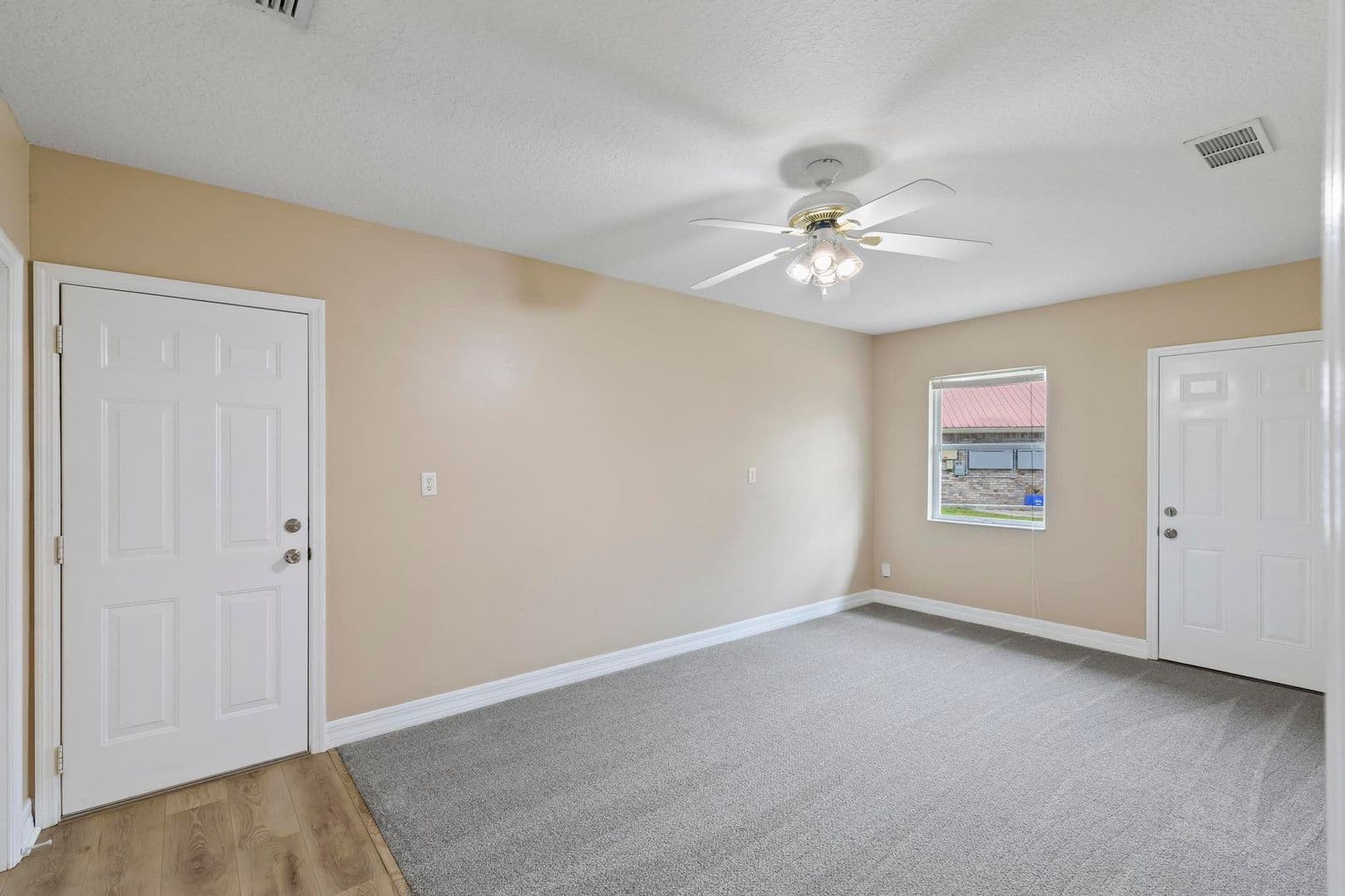 Palm Coast House: 40 Riddle Drive