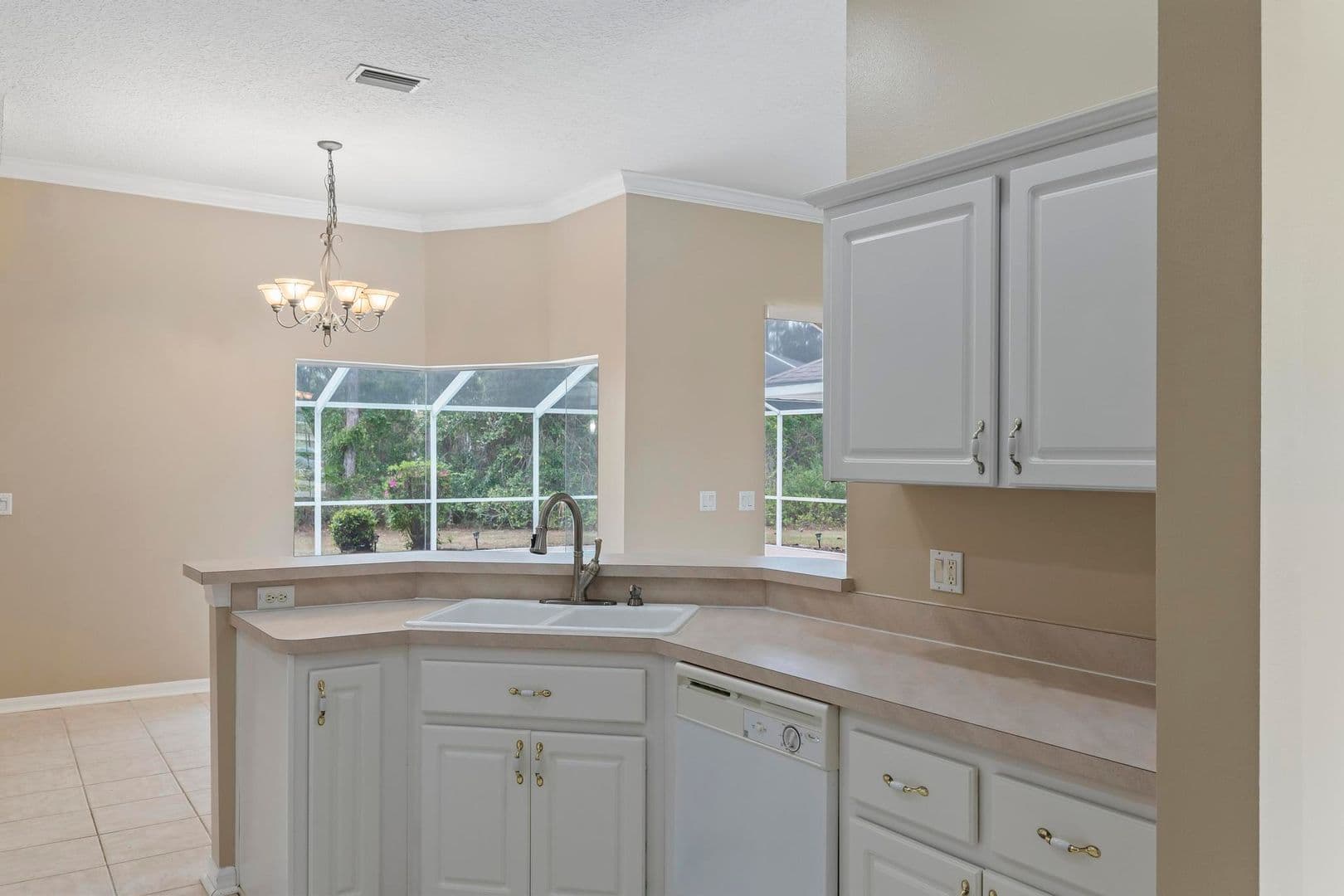 Palm Coast House: 40 Riddle Drive