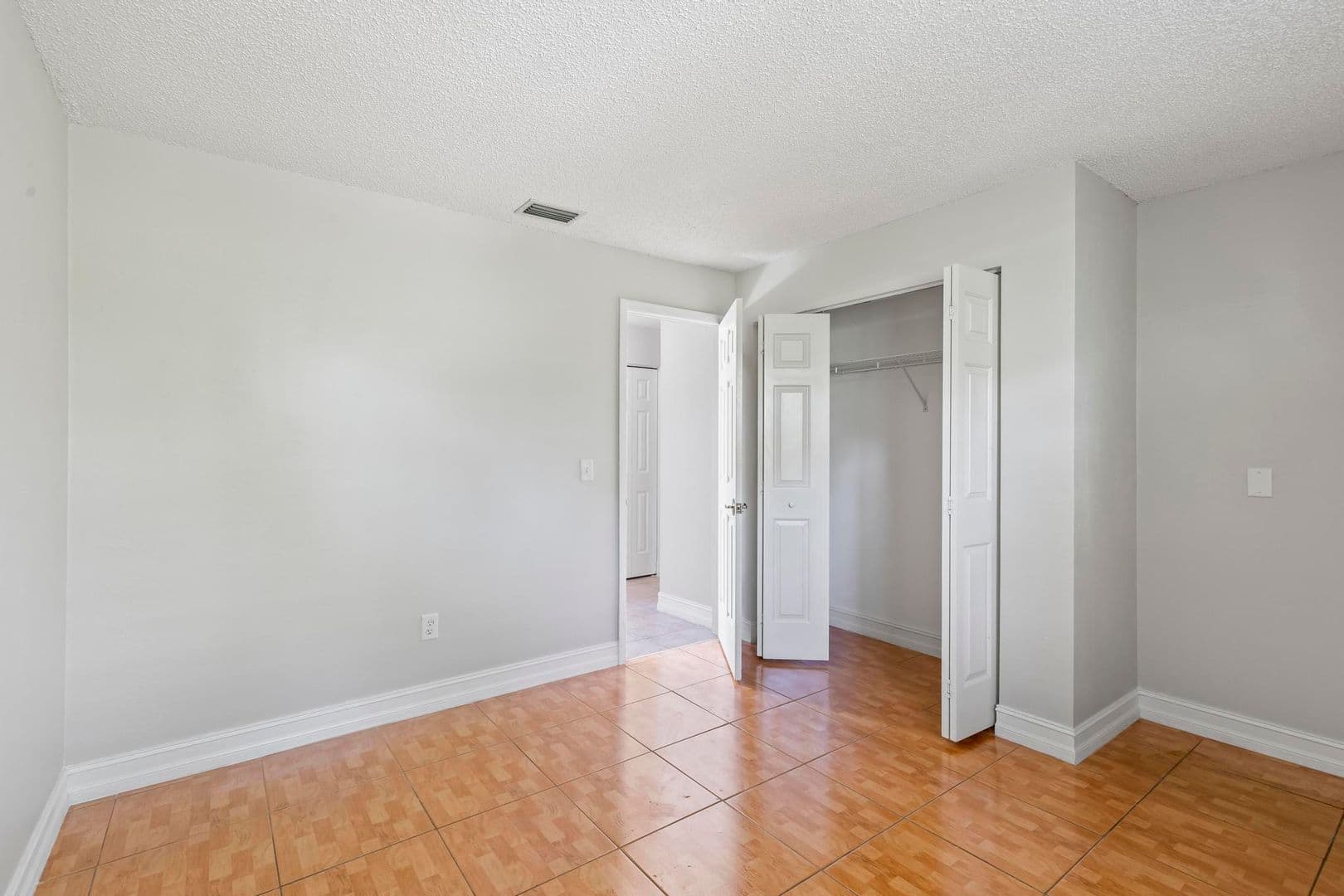 Palm Coast House: 50 Westlee Lane