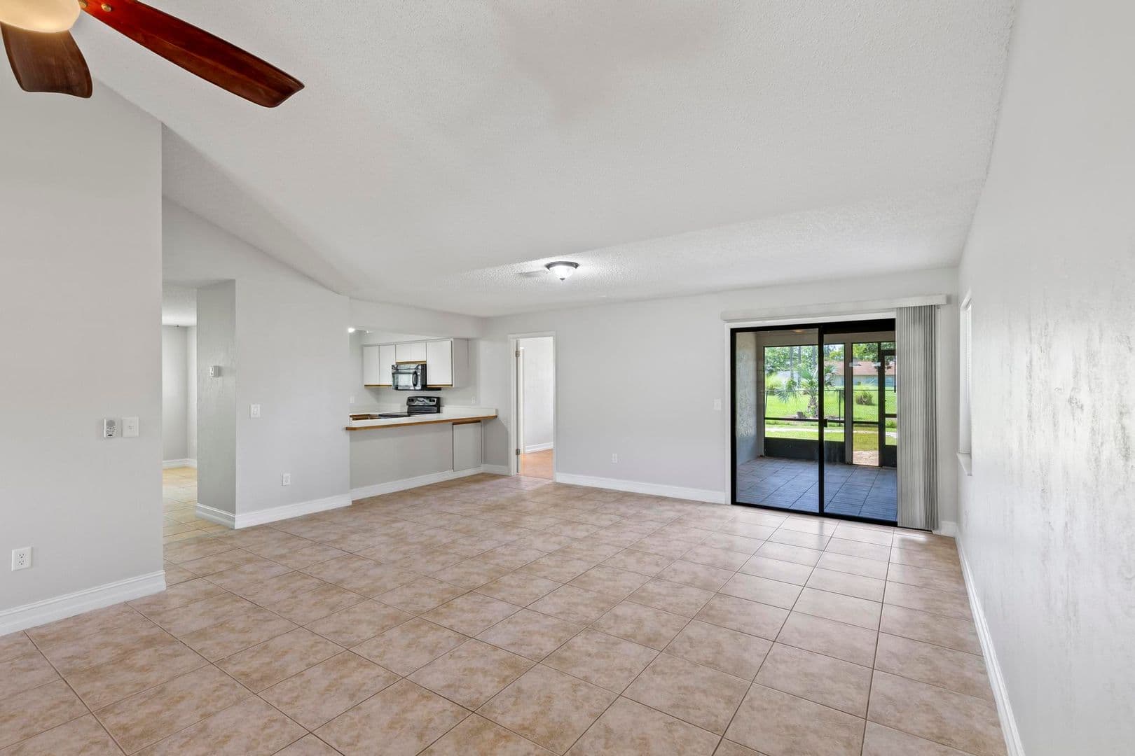 Palm Coast House: 50 Westlee Lane