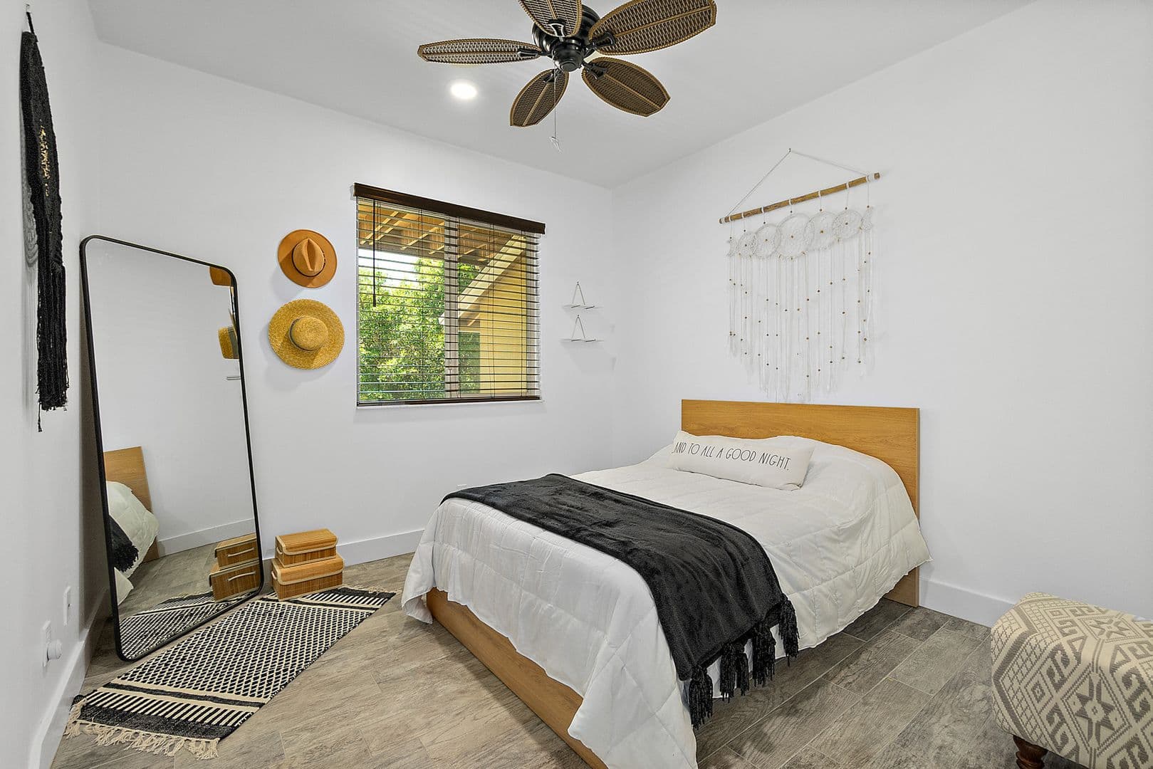 Flagler Beach House: 716 N Daytona Avenue