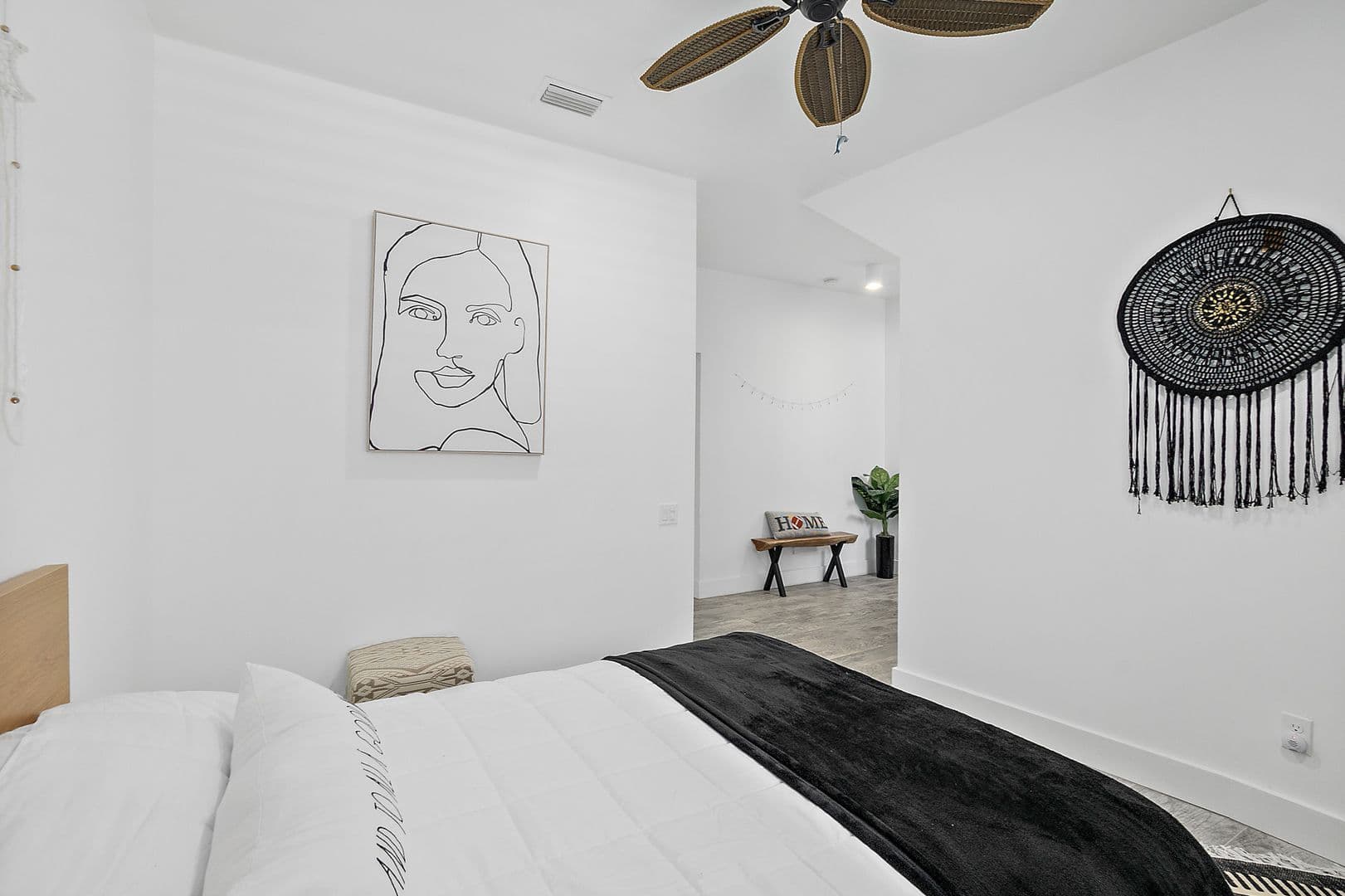 Flagler Beach House: 716 N Daytona Avenue