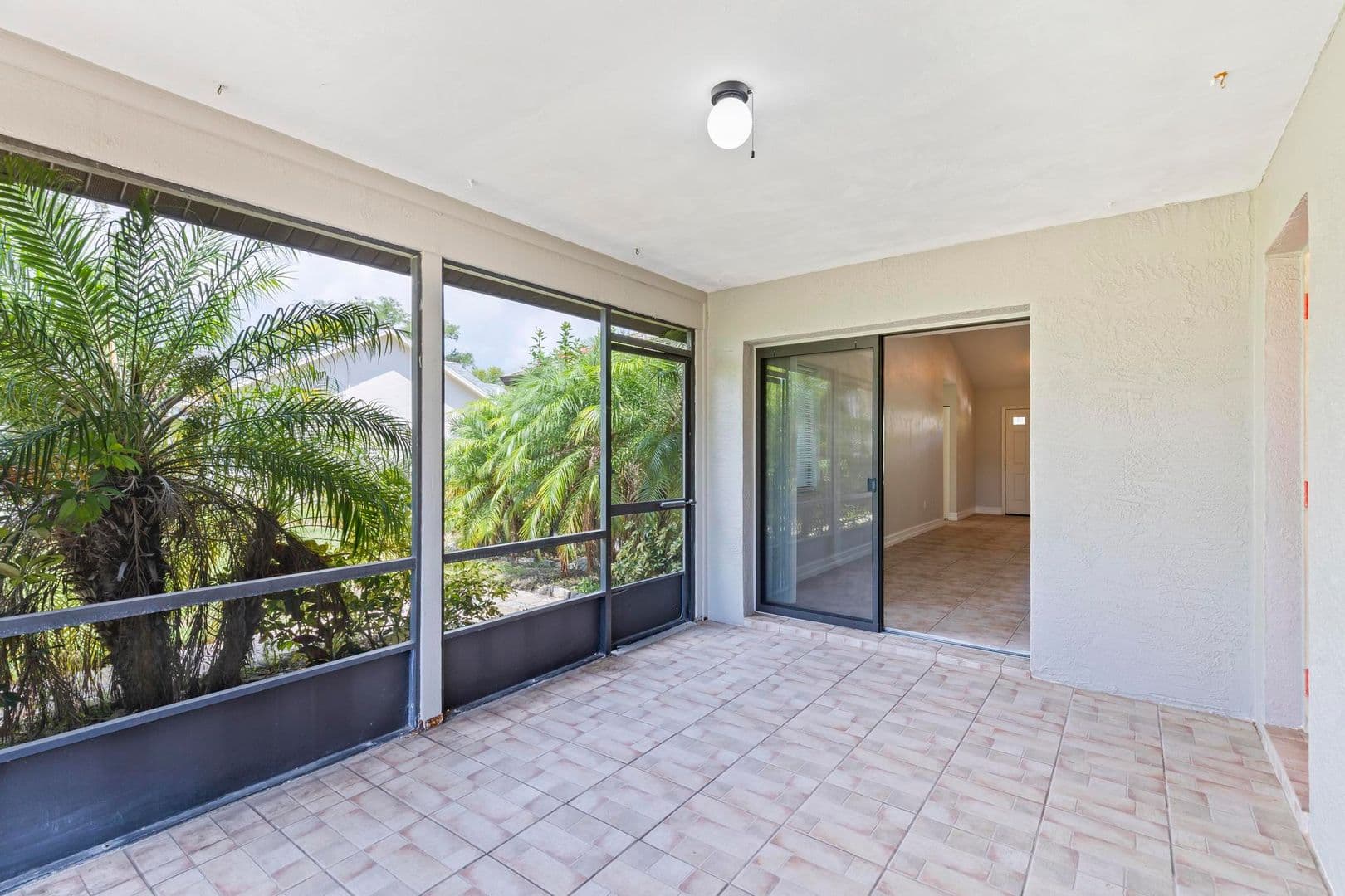 Palm Coast House: 50 Westlee Lane