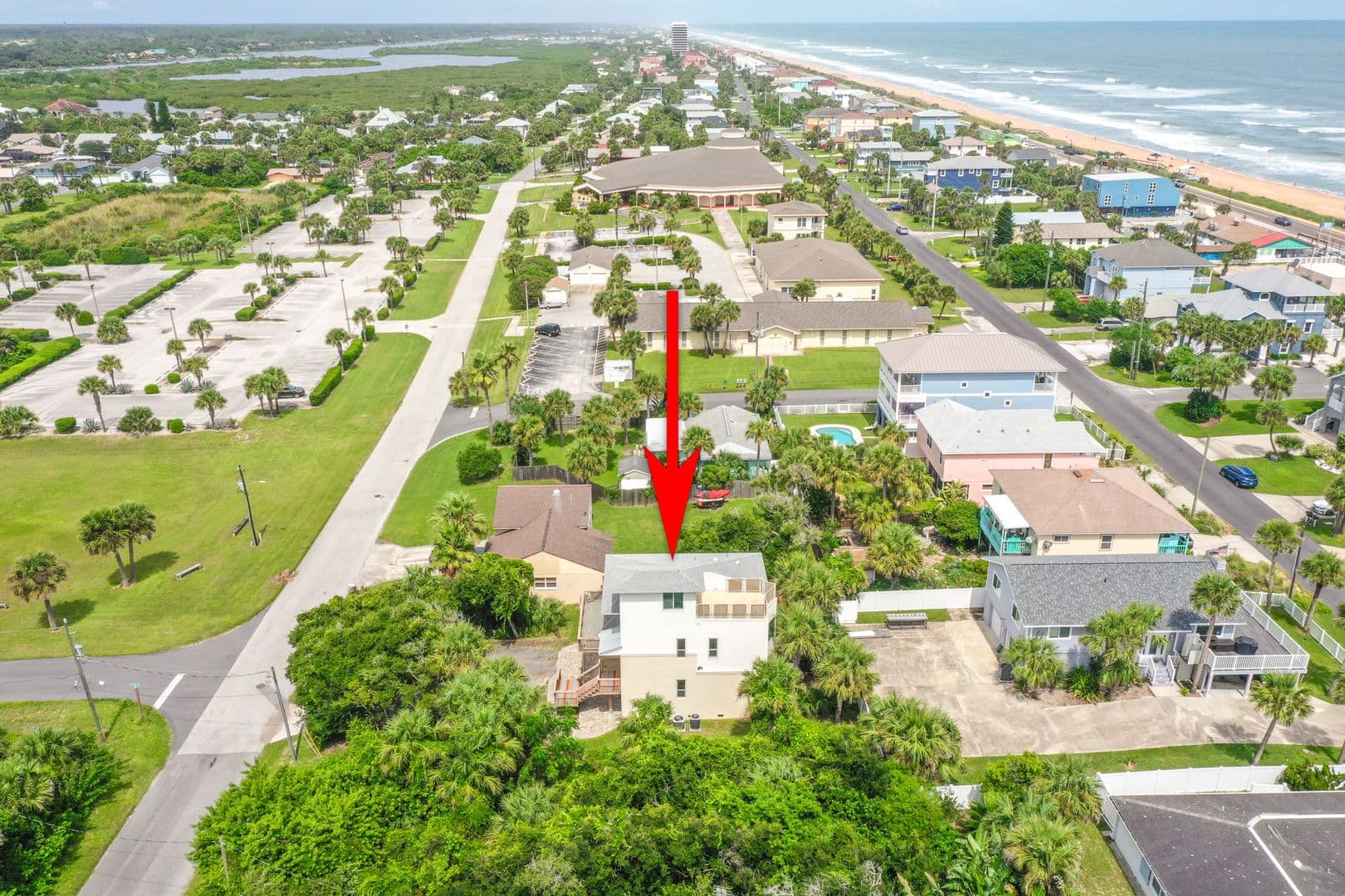 Flagler Beach House: 716 N Daytona Avenue