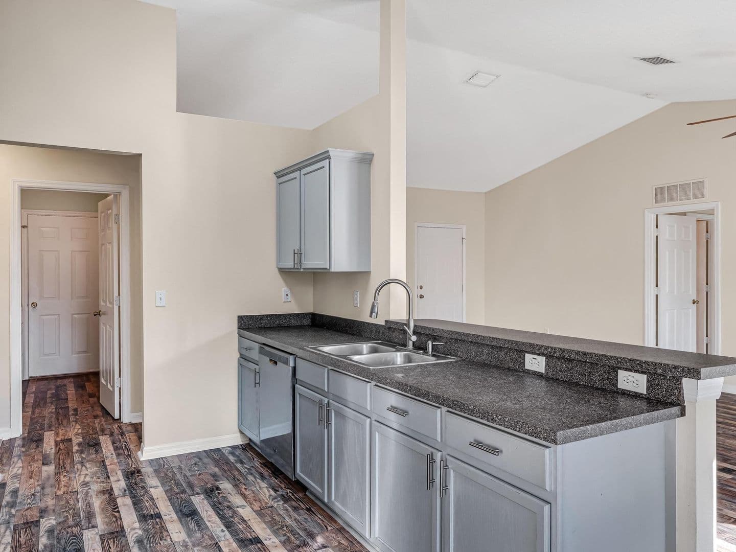 Palm Coast House: 8 Ryder Drive