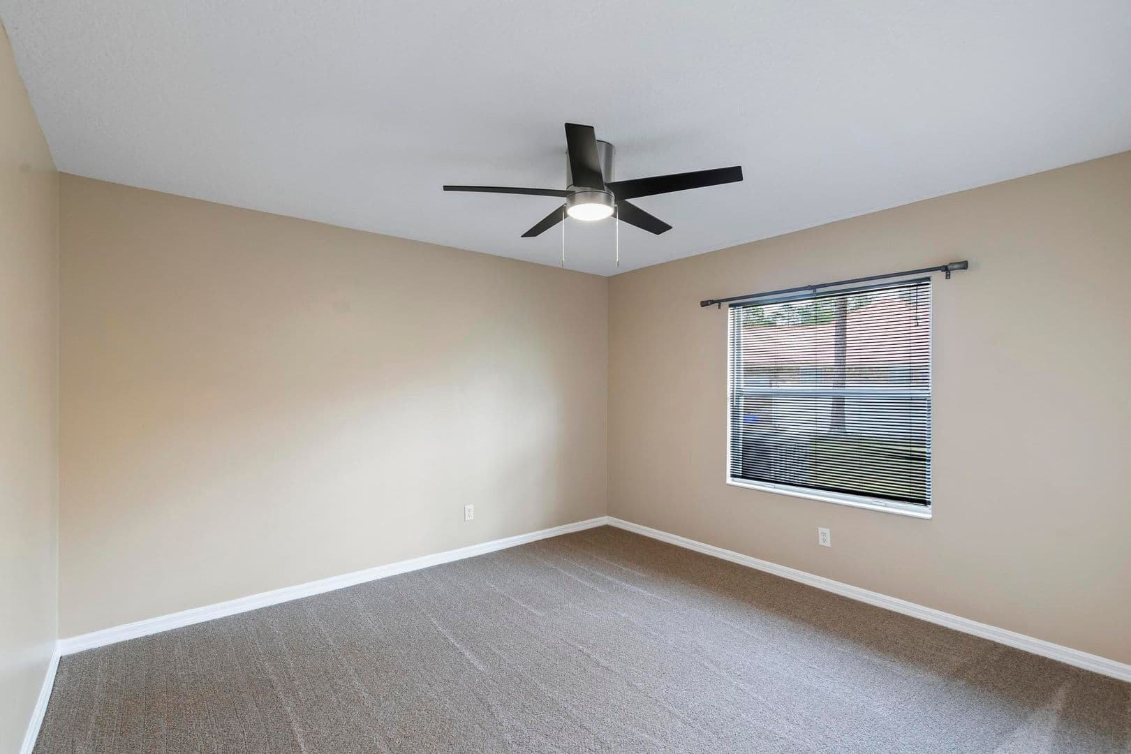 Palm Coast House: 40 Riddle Drive