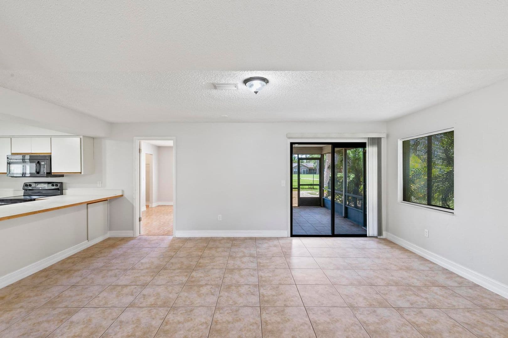 Palm Coast House: 50 Westlee Lane