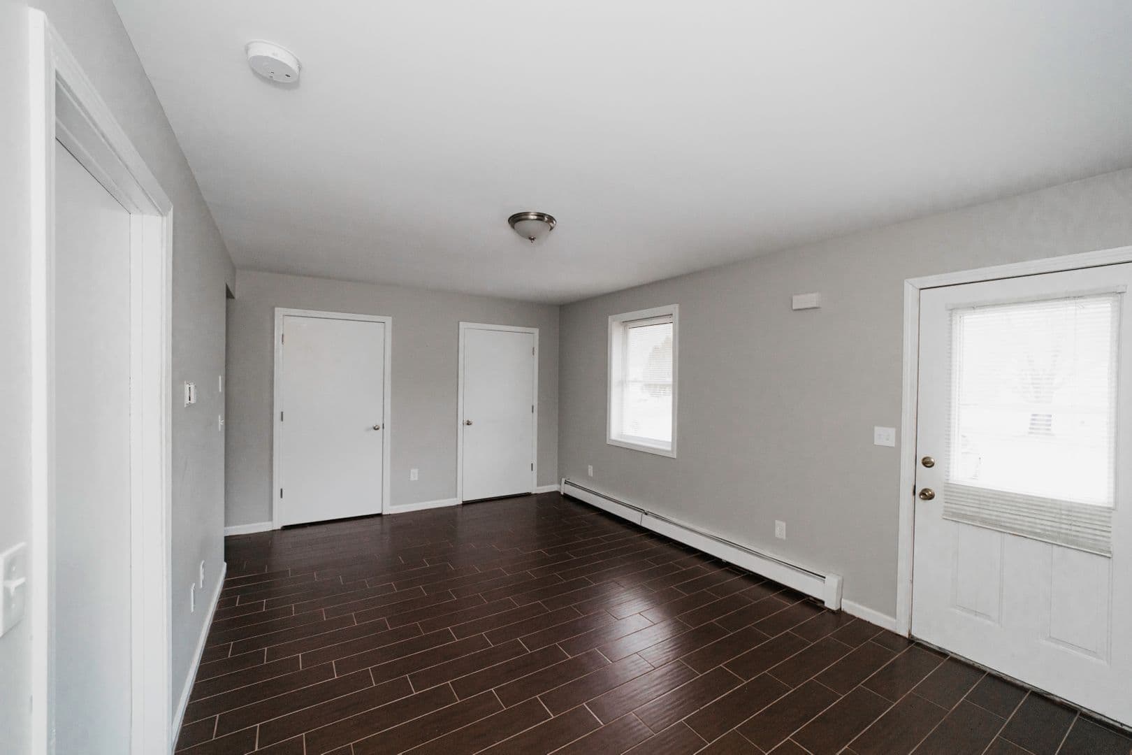 Storrs Apartment: 101 S Eagleville Rd