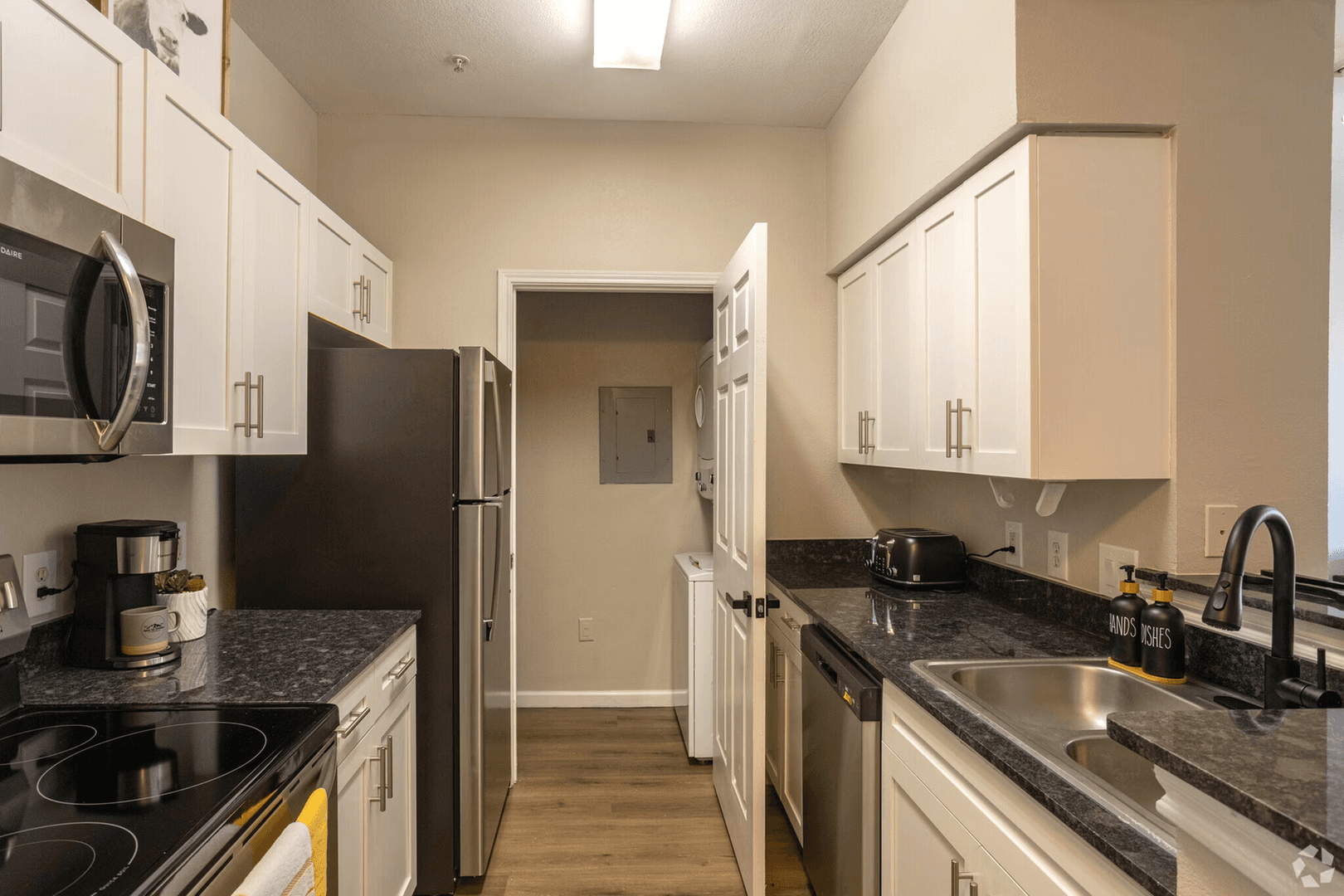 Stillwater Apartment: 1822 N Perkins Rd