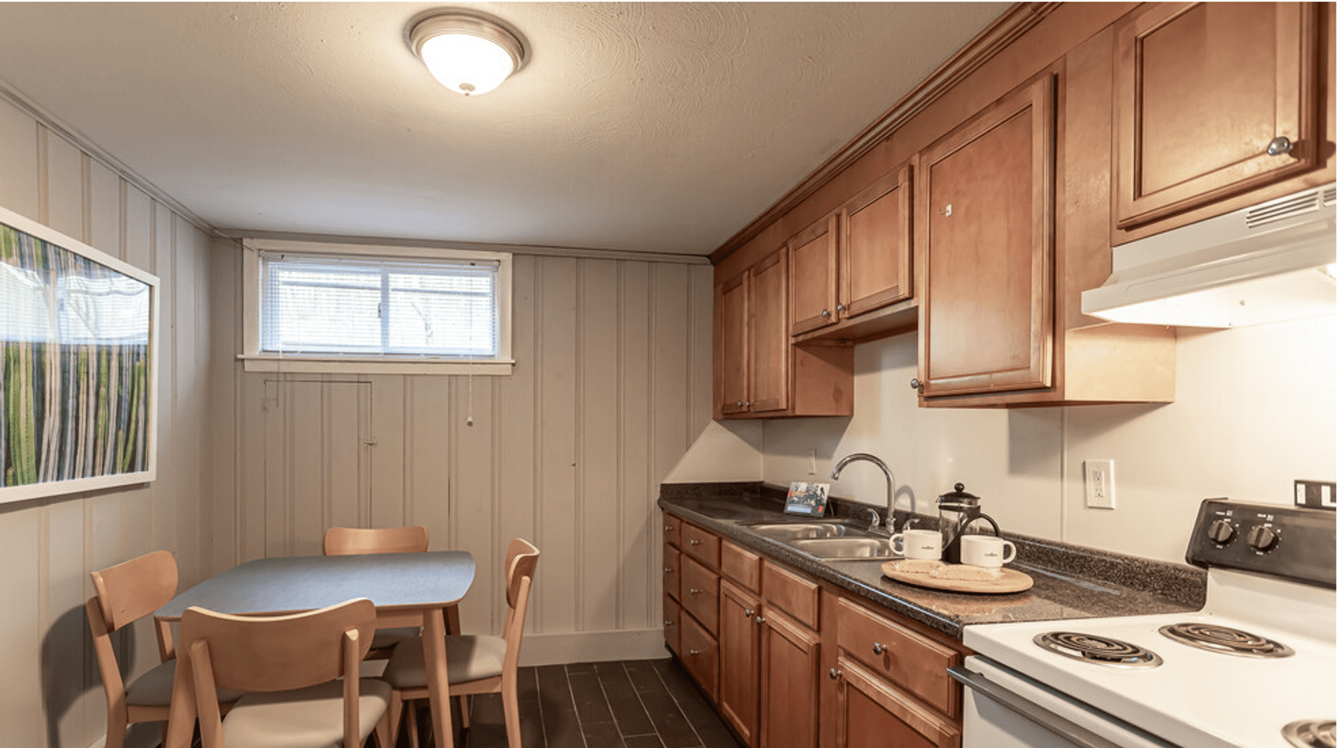 Storrs Apartment: 101 S Eagleville Rd