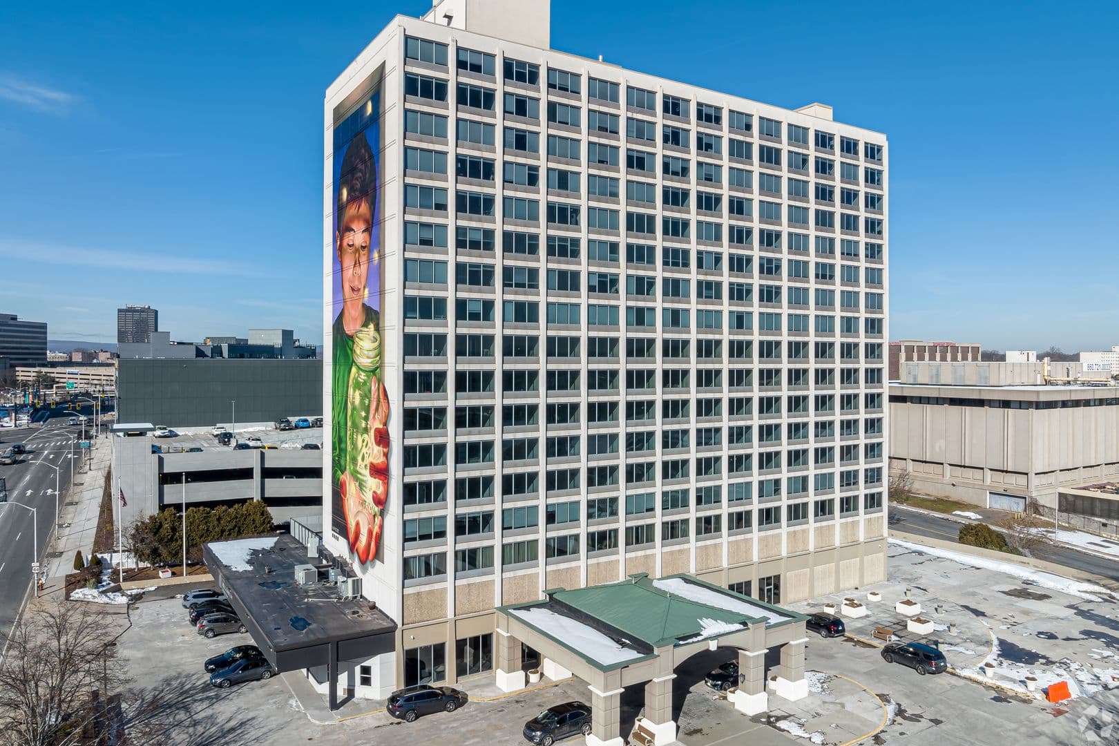 Hartford Apartment: 50 Morgan St N