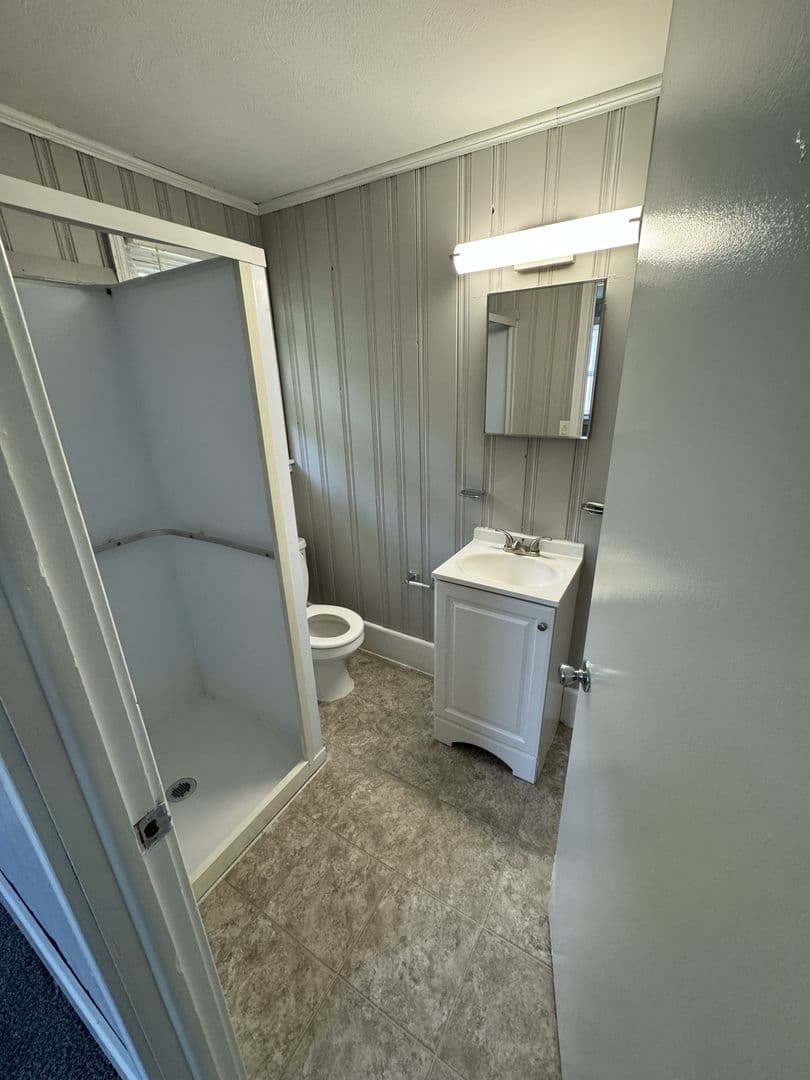 Storrs Apartment: 101 S Eagleville Rd