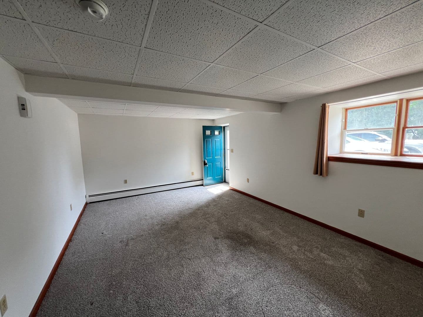 Dunmore Apartment: 301 East Elm Street