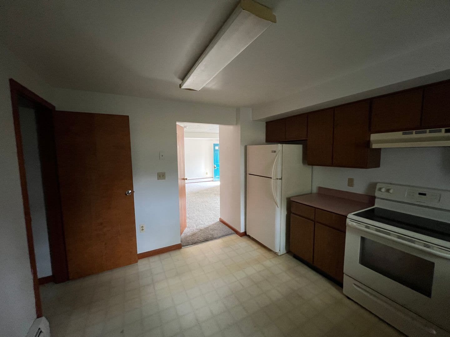 Dunmore Apartment: 301 East Elm Street