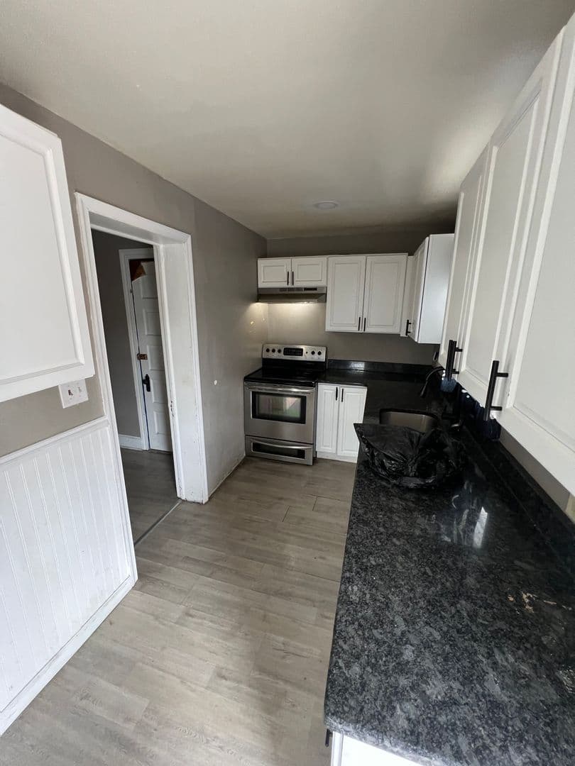 Allentown Apartment: 23 S Madison Street