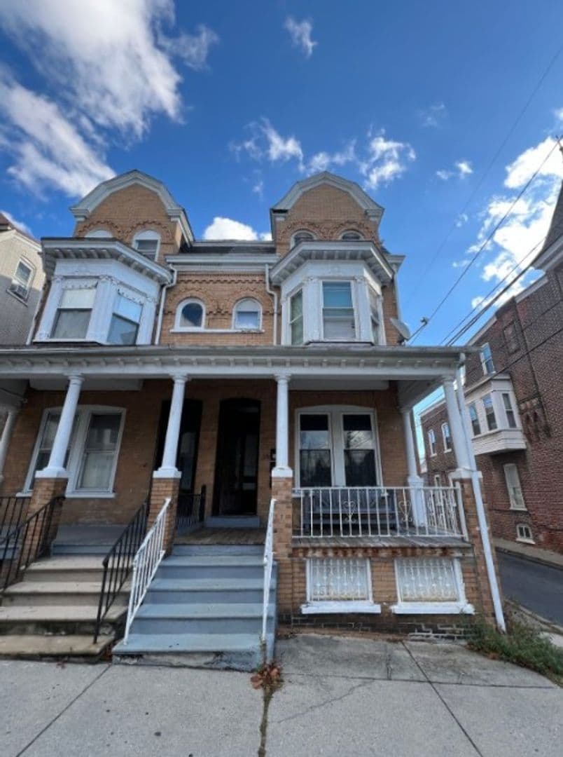 Allentown Apartment: 23 S Madison Street