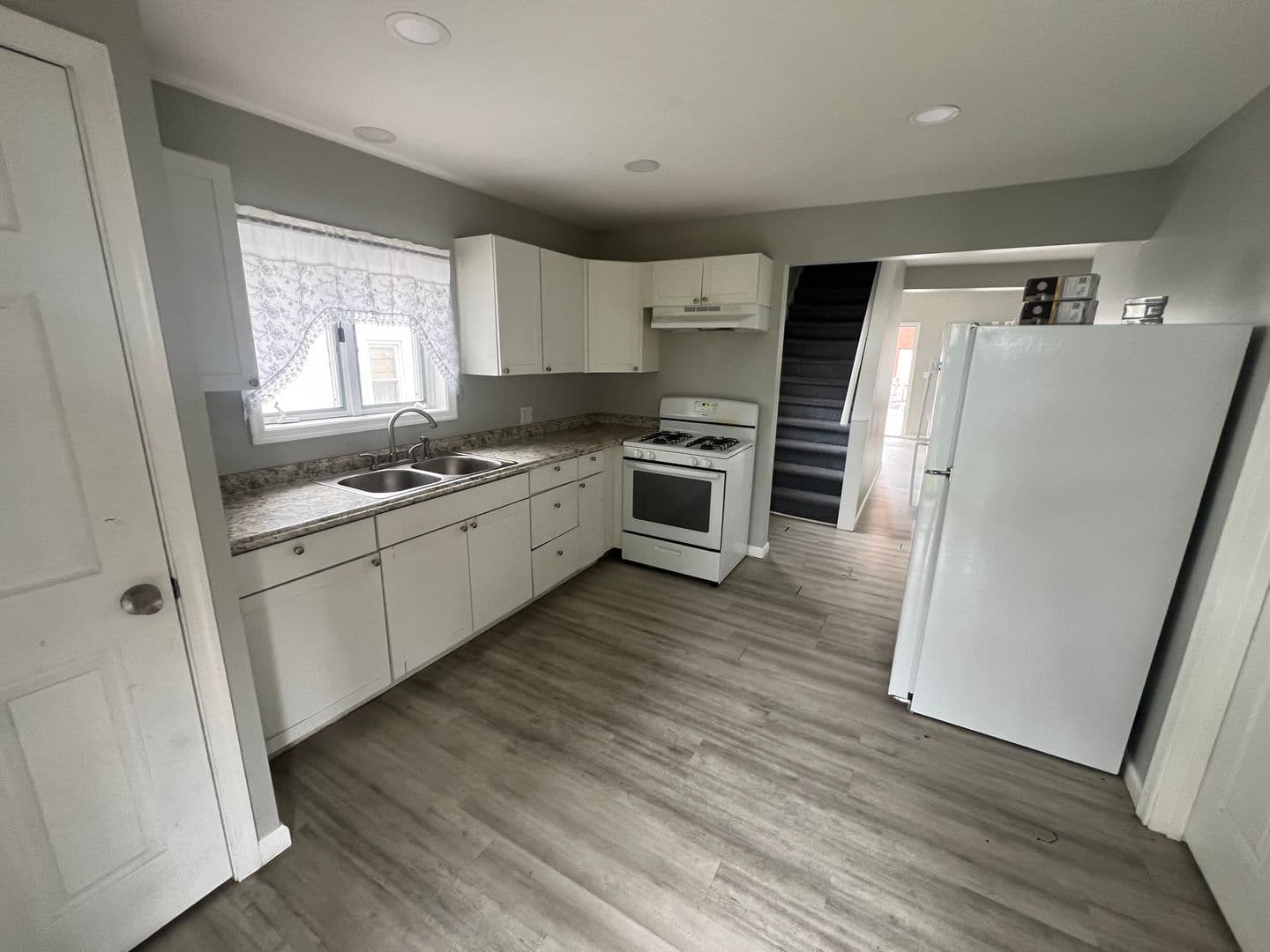 Scranton Apartment: 344 Pear Street