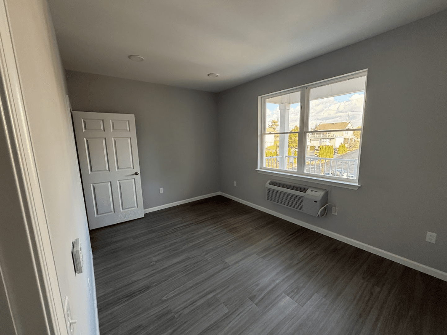 Allentown Apartment: 948 North Front Street