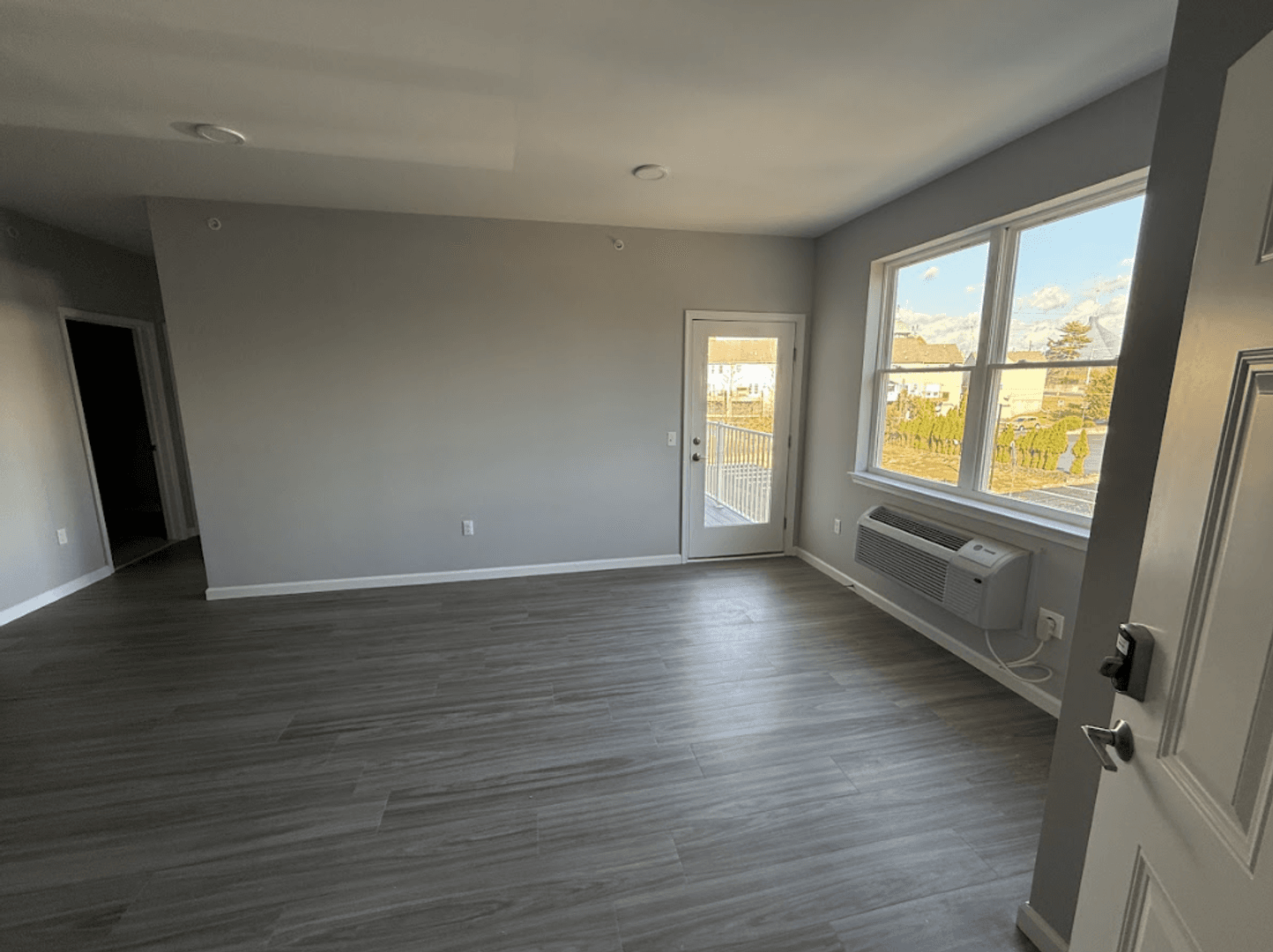 Allentown Apartment: 948 North Front Street