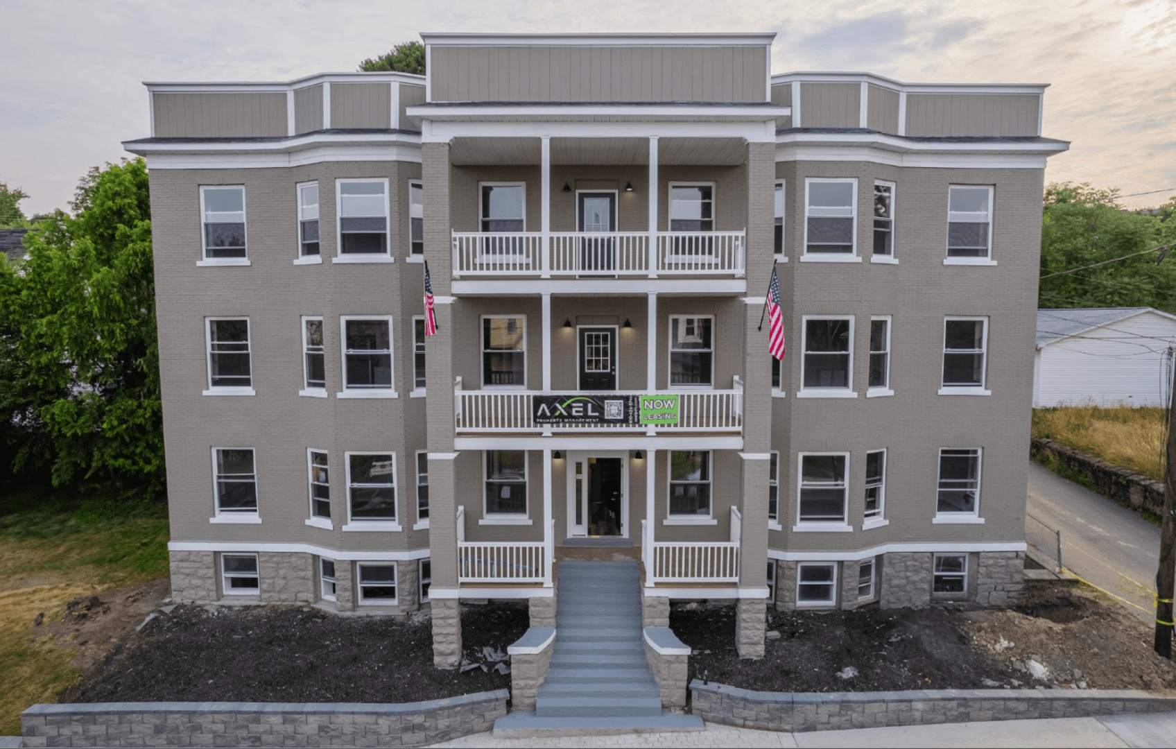Scranton Apartment: 1513-1515 Vine Street