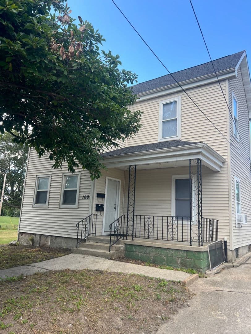Springfield Apartment: 1007 E. Percy