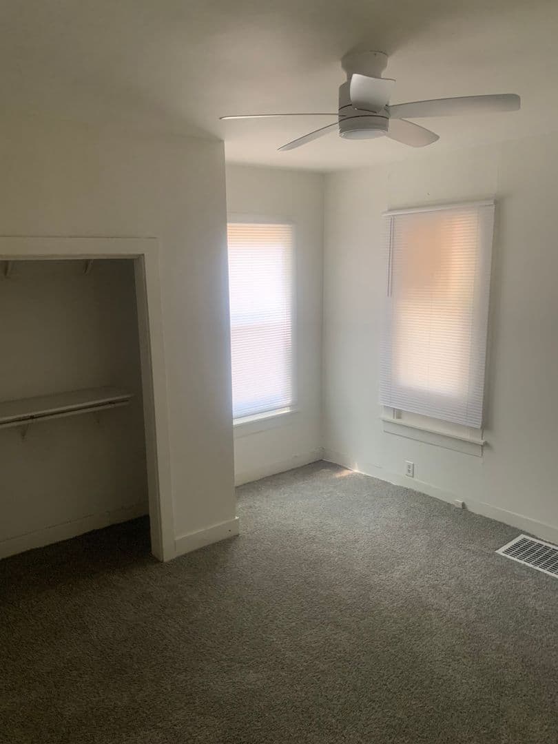 Springfield House: 1010 N 12th