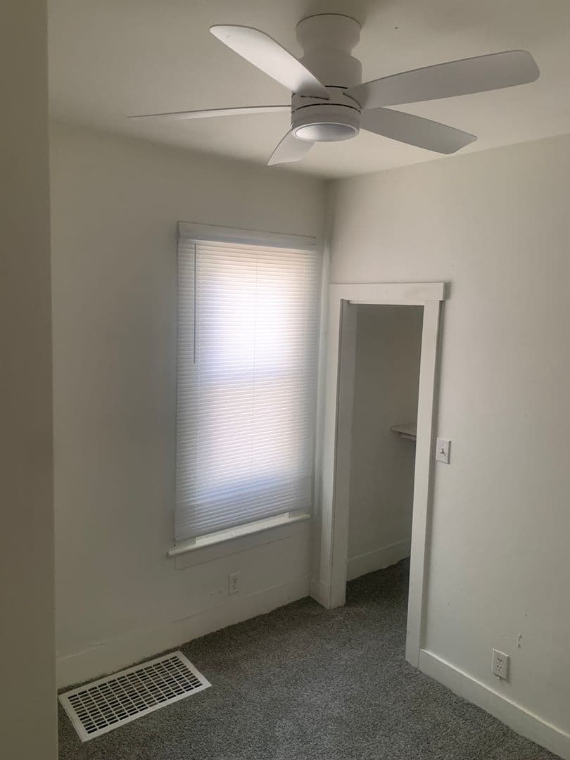 Springfield House: 1010 N 12th