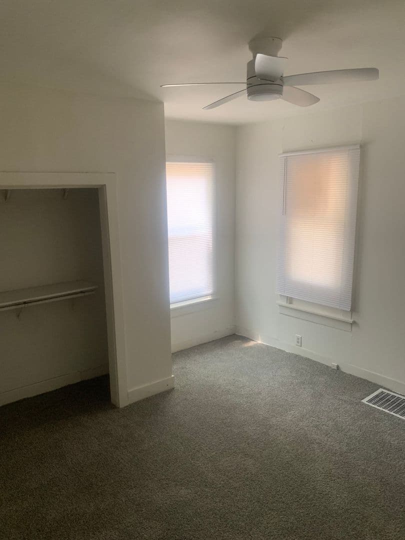 Springfield House: 1010 N 12th